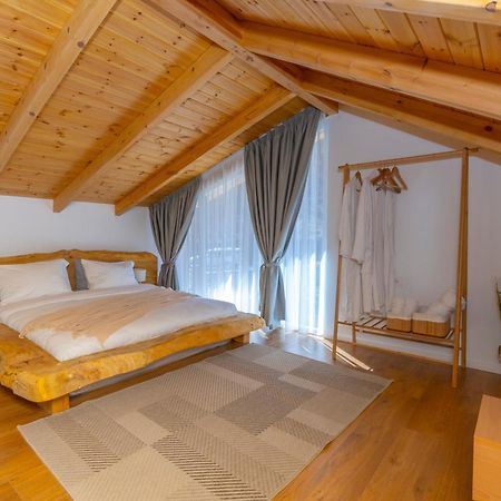 Vidis Chalet Boutique Hotel Theth Exterior photo