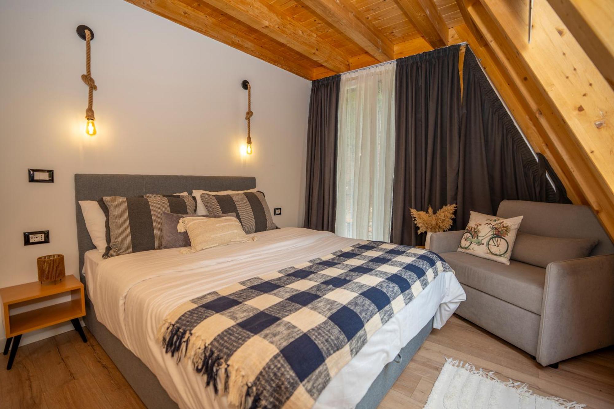 Vidis Chalet Boutique Hotel Theth Exterior photo