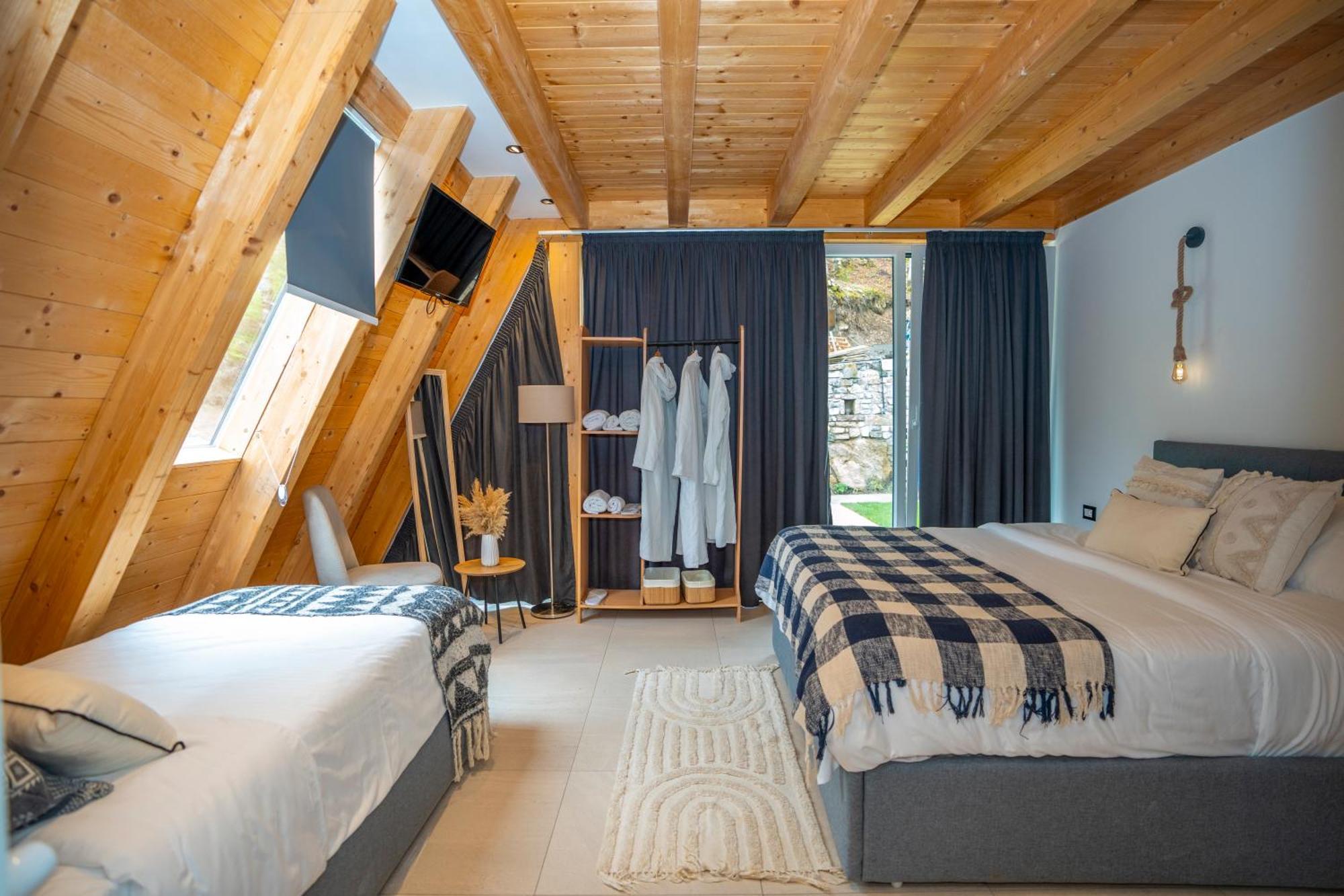 Vidis Chalet Boutique Hotel Theth Exterior photo