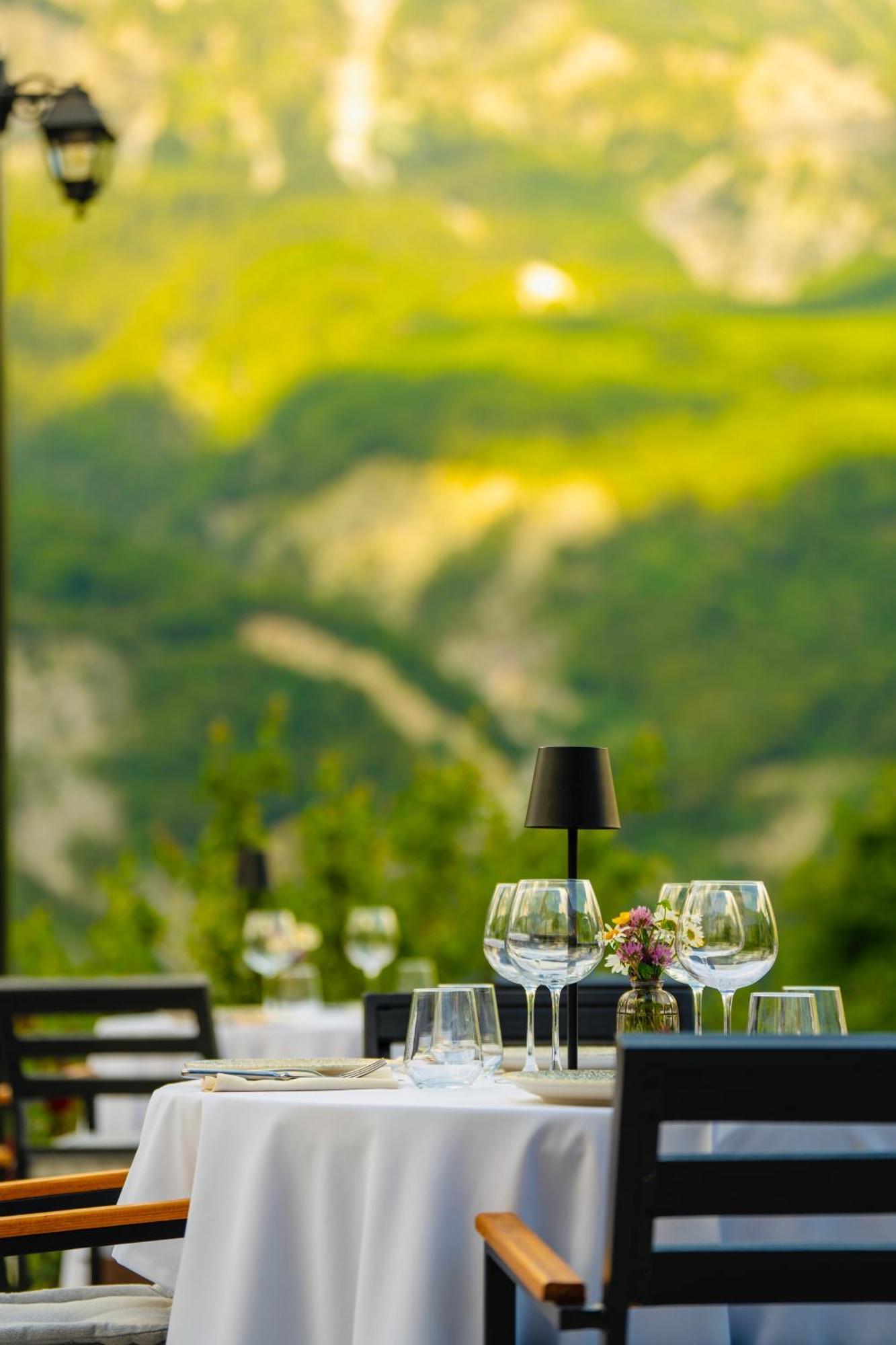 Vidis Chalet Boutique Hotel Theth Exterior photo