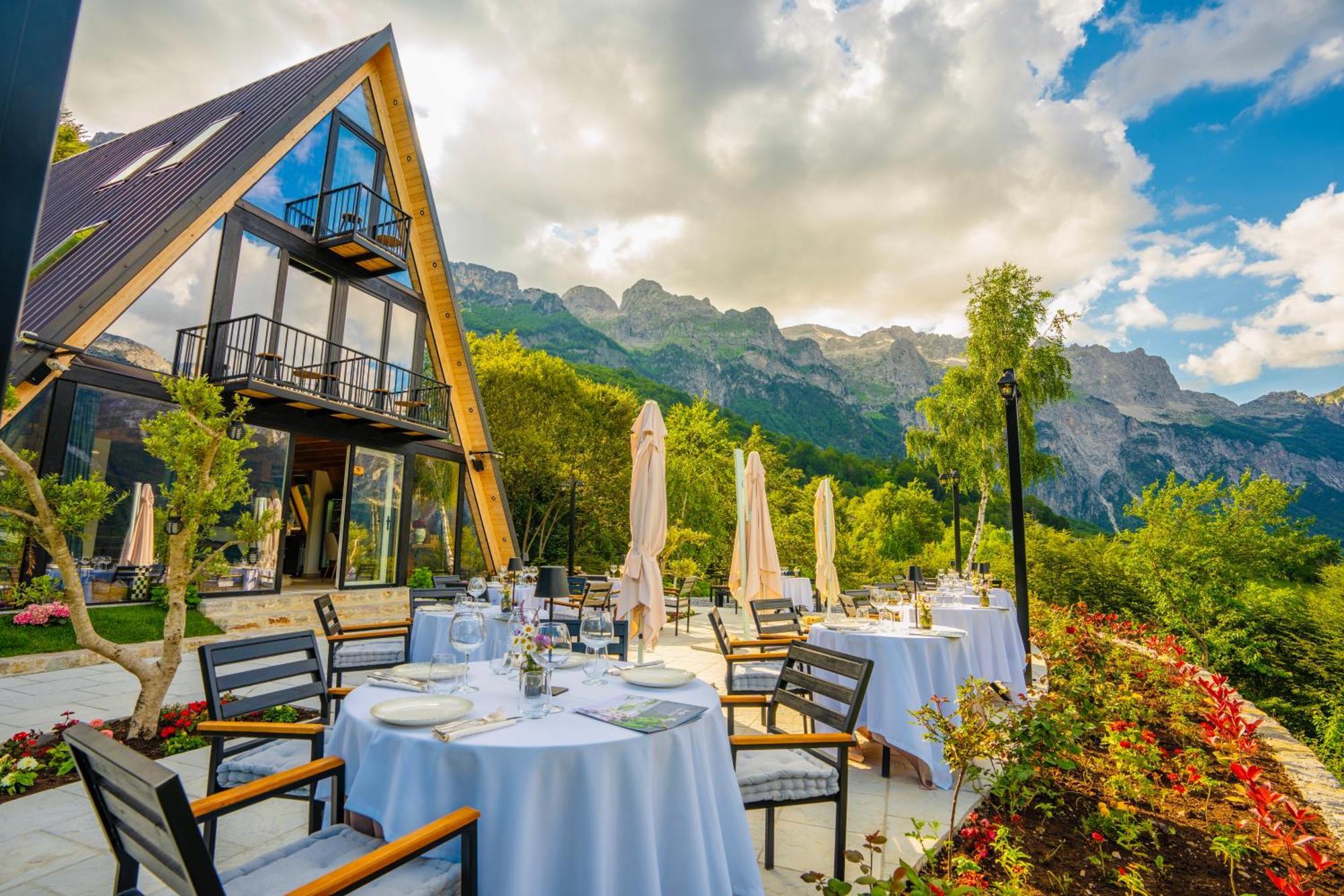 Vidis Chalet Boutique Hotel Theth Exterior photo