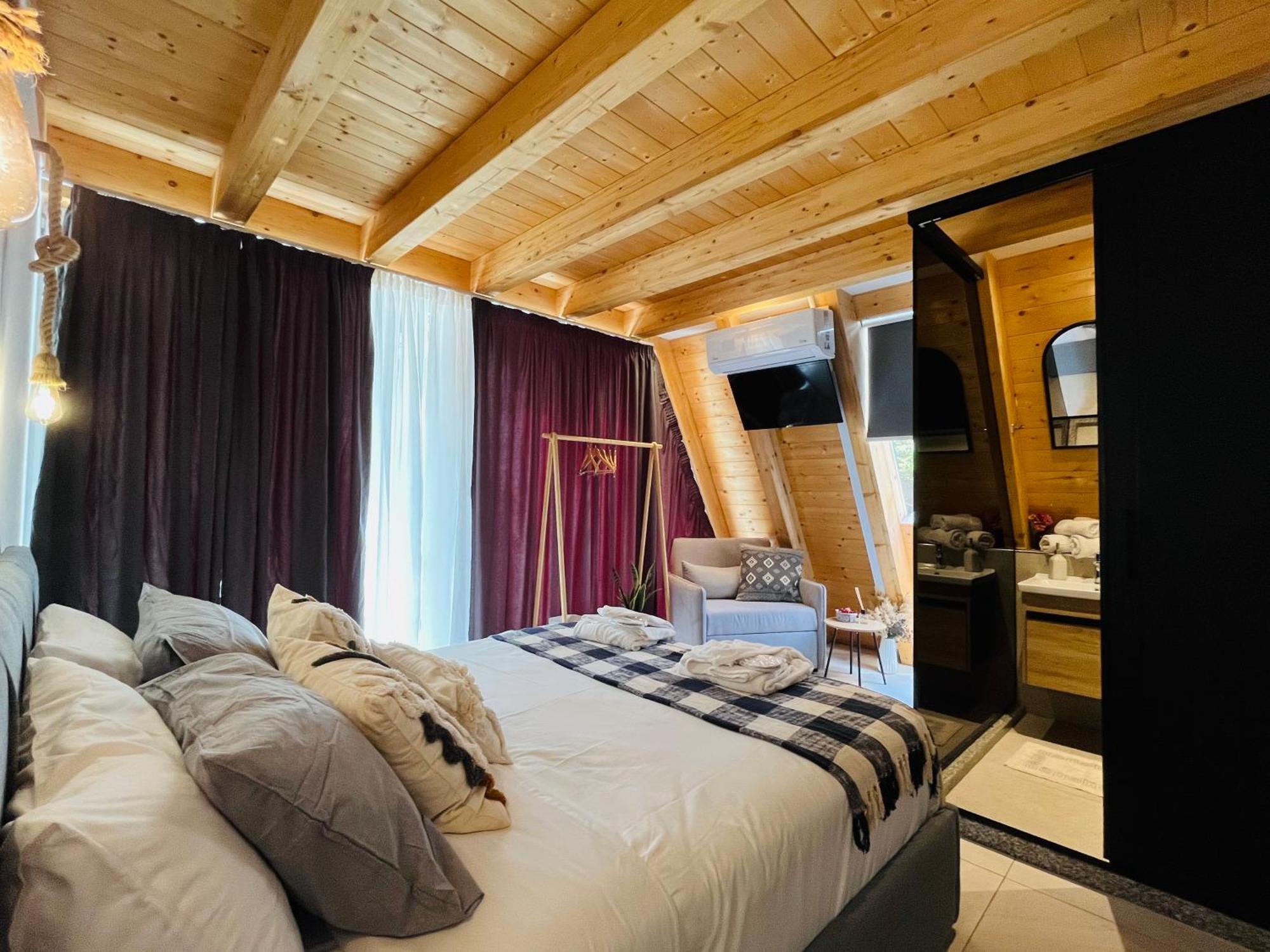 Vidis Chalet Boutique Hotel Theth Exterior photo