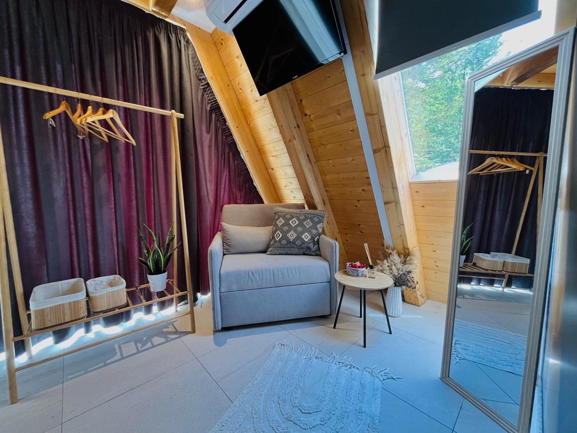 Vidis Chalet Boutique Hotel Theth Exterior photo