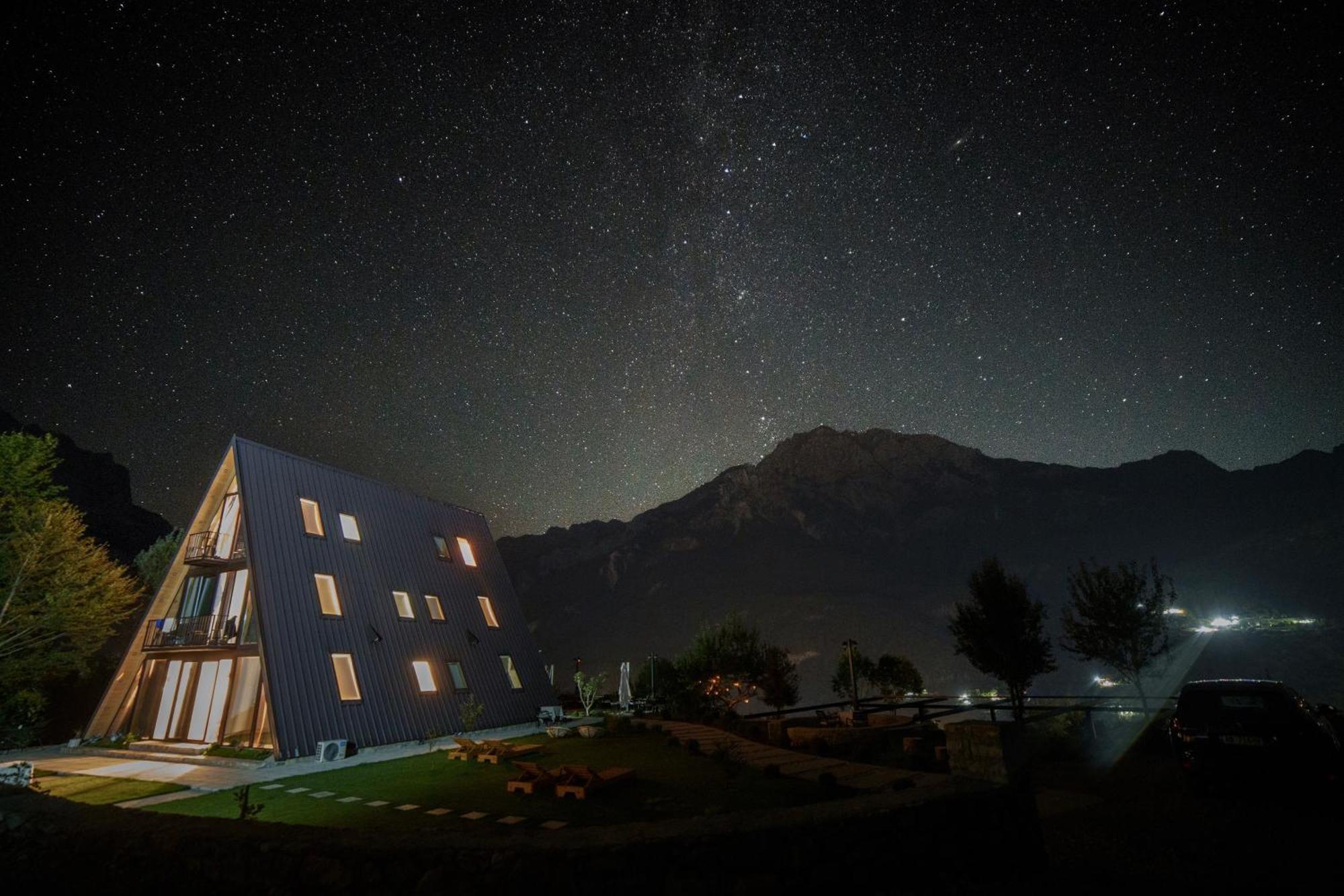Vidis Chalet Boutique Hotel Theth Exterior photo