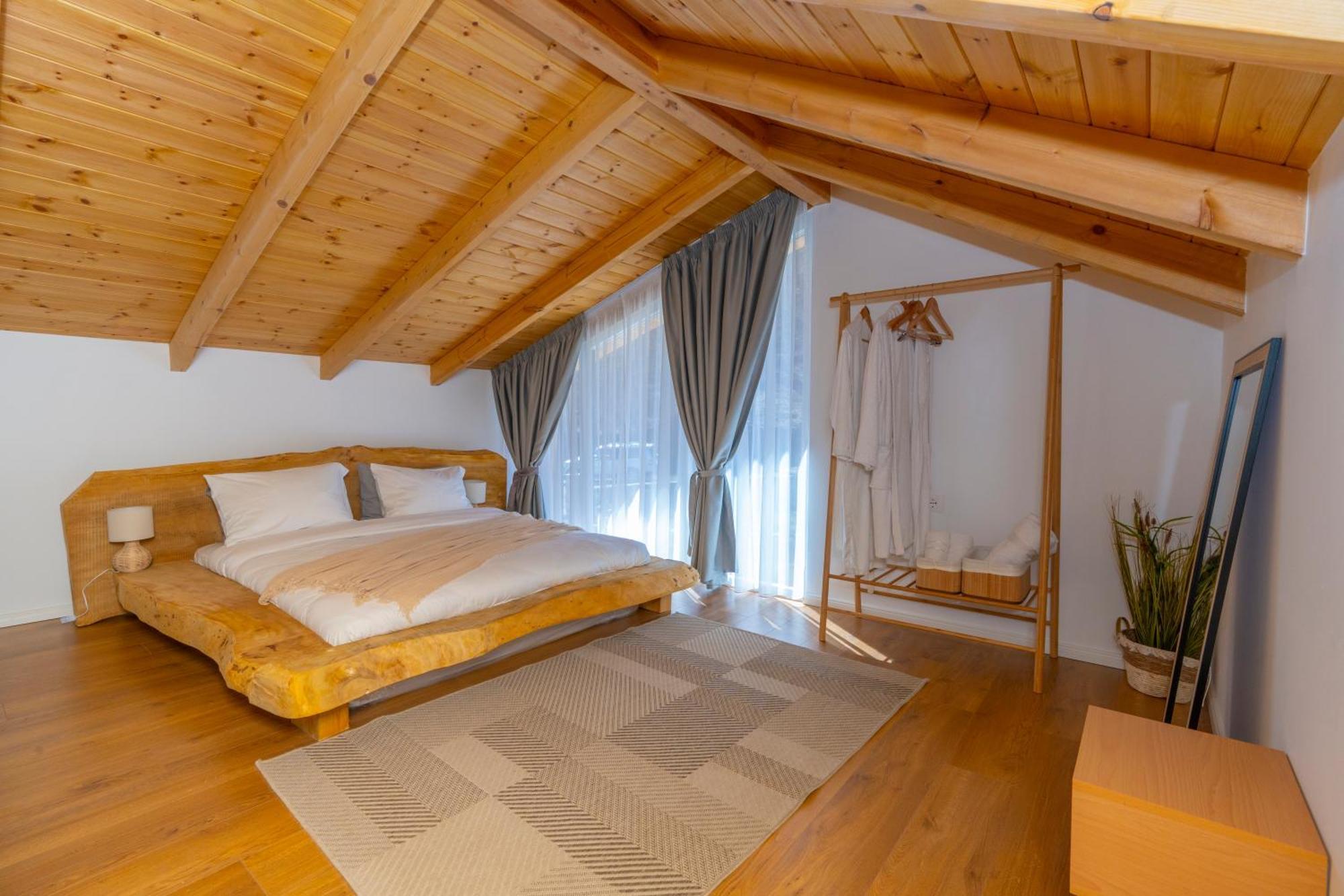 Vidis Chalet Boutique Hotel Theth Exterior photo