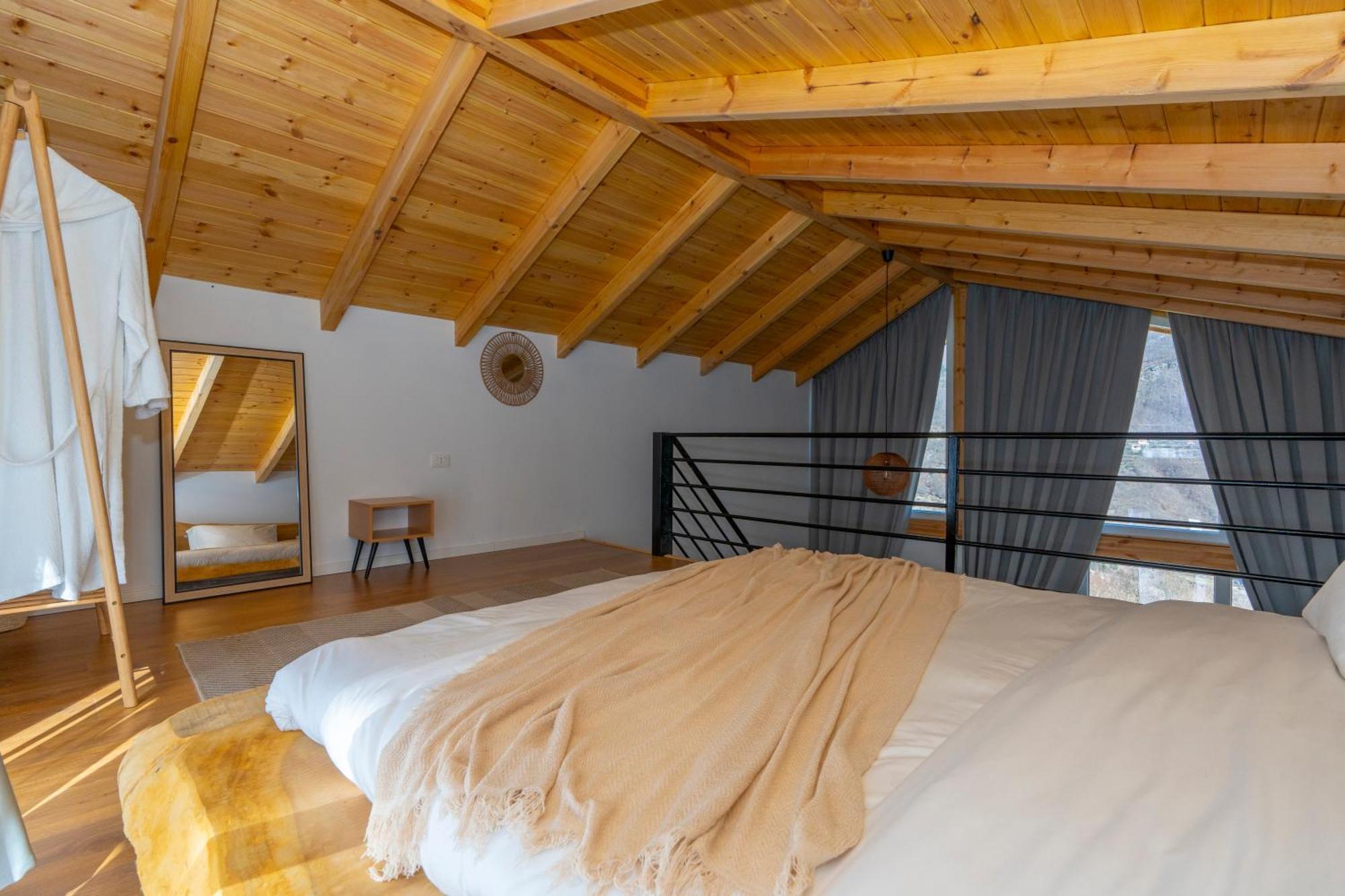 Vidis Chalet Boutique Hotel Theth Exterior photo